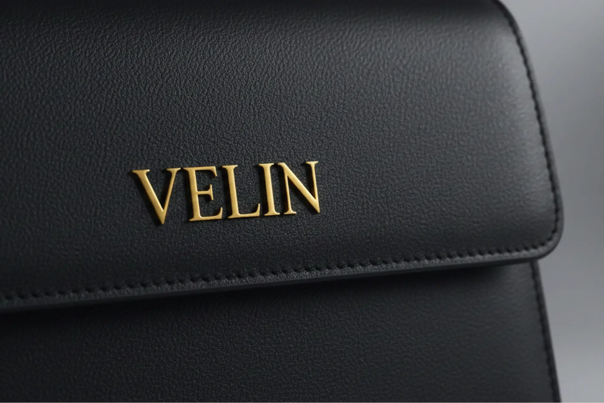 Free AI logo maker creating professional business logo design online